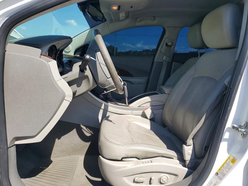 53968016 :رقم المزاد ، 1G4GC5E33DF222522 vin ، 2013 Buick Lacrosse مزاد بيع