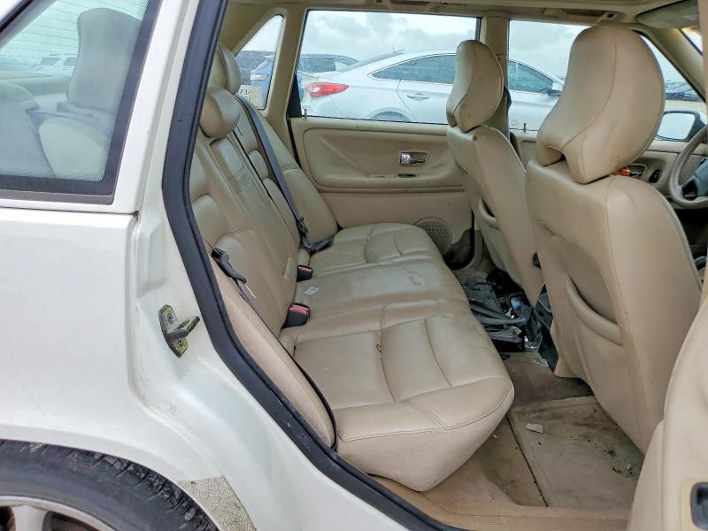 2000 Volvo S70 მანქანა იყიდება აუქციონზე, vin: YV1LS61J9Y2665197, აუქციონის ნომერი: 53891166