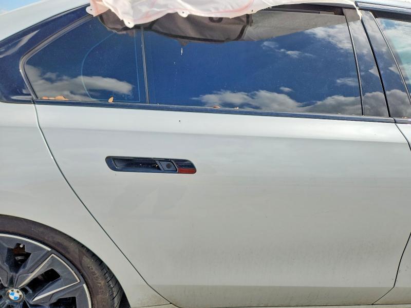 53992716 :رقم المزاد ، WBY53EJ07PCL81006 vin ، 2023 Bmw I7 مزاد بيع