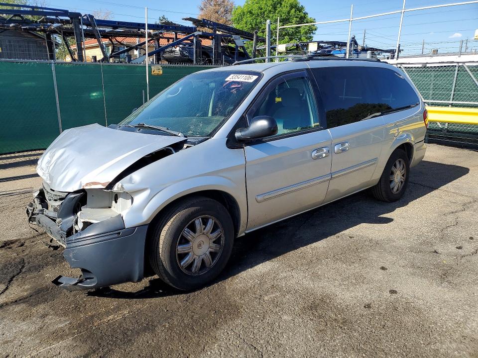 53541106 :رقم المزاد ، 2C4GP54L55R439896 vin ، 2005 Chrysler Town & Country مزاد بيع