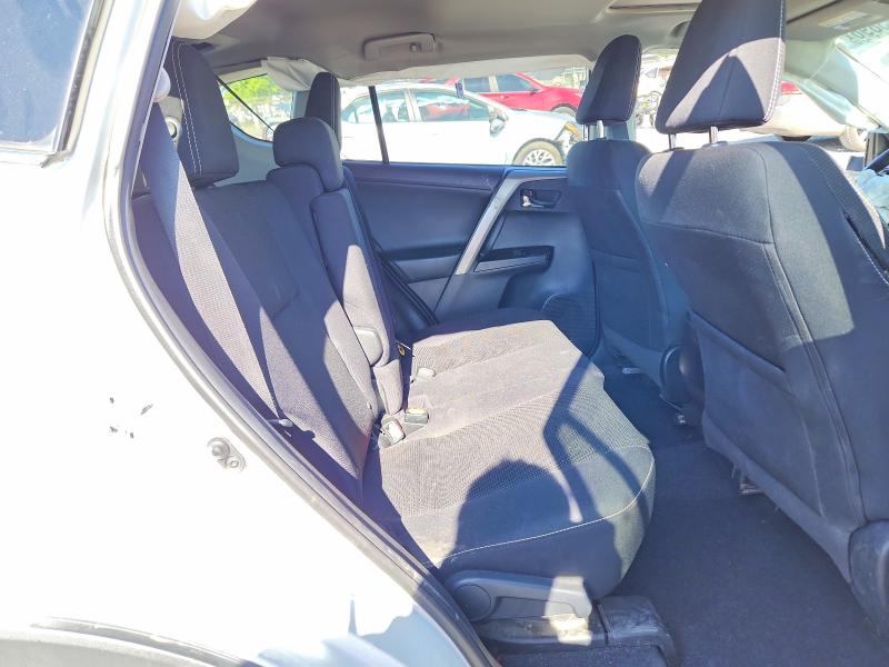 Продаж на аукціоні авто 2018 Toyota Rav4, vin: 2T3RFREV9JW839138, номер лоту: 54303896