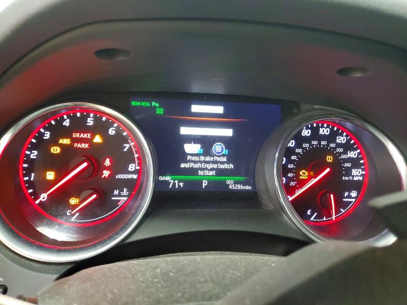 52372696 :رقم المزاد ، 4T1BZ1HK2JU021268 vin ، 2018 Toyota Camry مزاد بيع