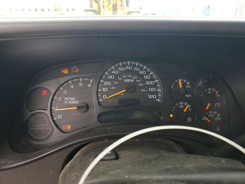 51461816 :رقم المزاد ، 2GCEK13T151200439 vin ، 2005 Chevrolet Silverado مزاد بيع