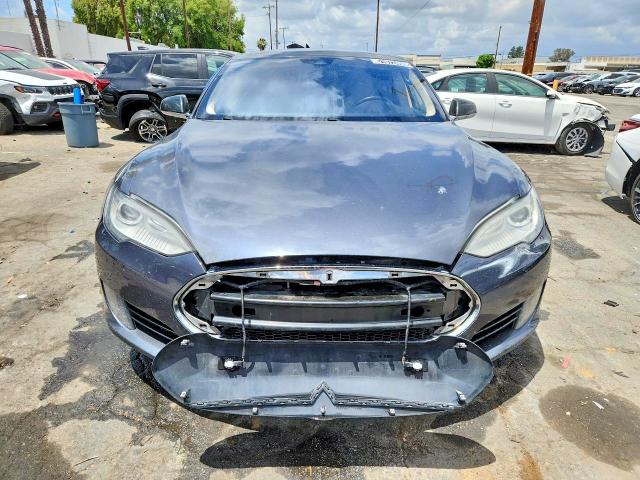 51072406 :رقم المزاد ، 5YJSA1E10GF125492 vin ، 2016 Tesla Model S مزاد بيع