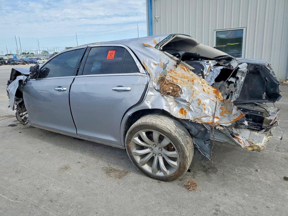 51327396 :رقم المزاد ، 2C3CCAEG6JH123383 vin ، 2018 Chrysler 300 مزاد بيع