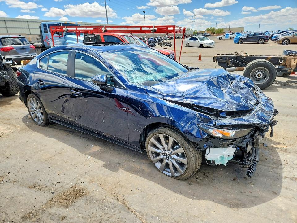 52090346 :رقم المزاد ، JM1BPACL3T1872686 vin ، 2026 Mazda 3 مزاد بيع