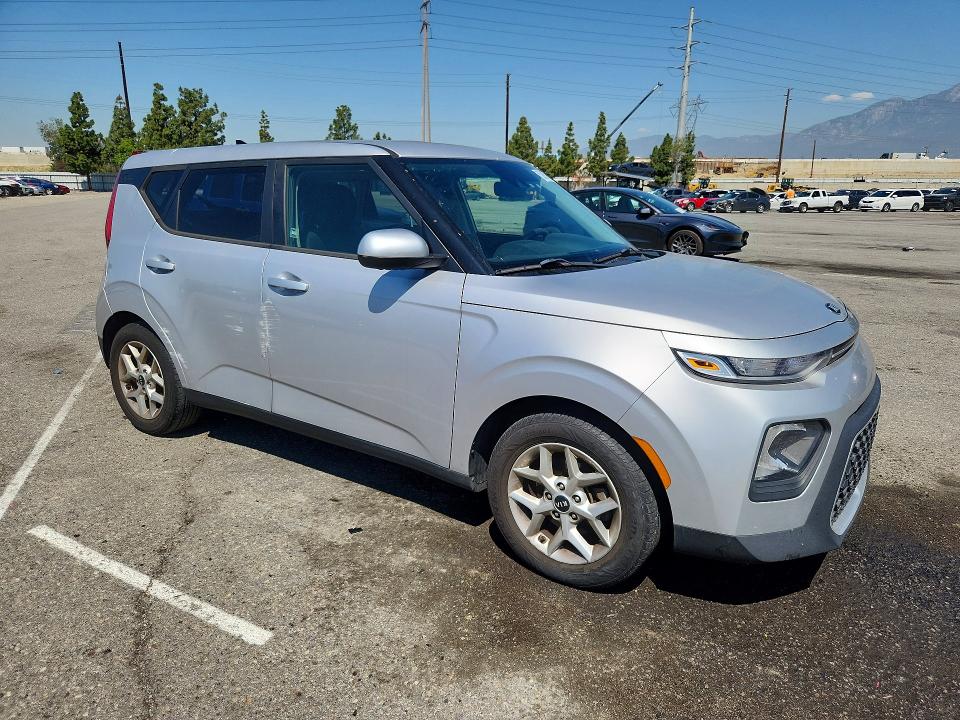 2020 Kia Soul მანქანა იყიდება აუქციონზე, vin: KNDJ23AU0L7057683, აუქციონის ნომერი: 52907946