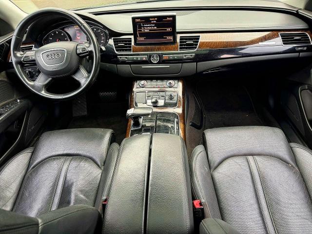 Продаж на аукціоні авто 2011 Audi A8, vin: WAURVAFD2BN024120, номер лоту: 54929246