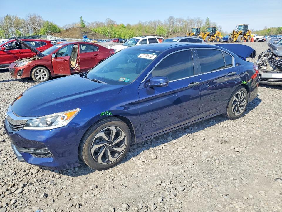 52130796 :رقم المزاد ، 1HGCR2F74HA110804 vin ، 2017 Honda Accord مزاد بيع