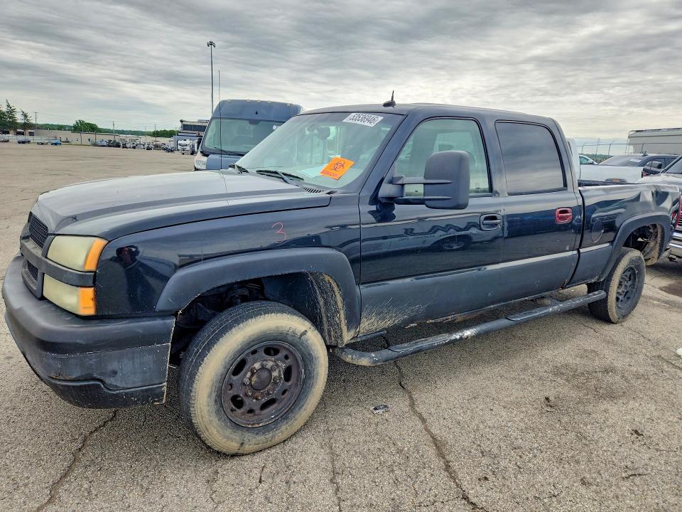 Продажа на аукционе авто 2004 Chevrolet Silverado, vin: 1GCGK23U94F108008, номер лота: 53536946
