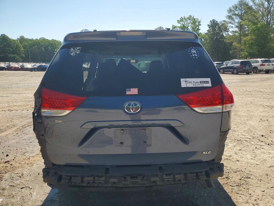 Продажа на аукционе авто 2014 Toyota Sienna, vin: 5TDYK3DC4ES520628, номер лота: 54239796