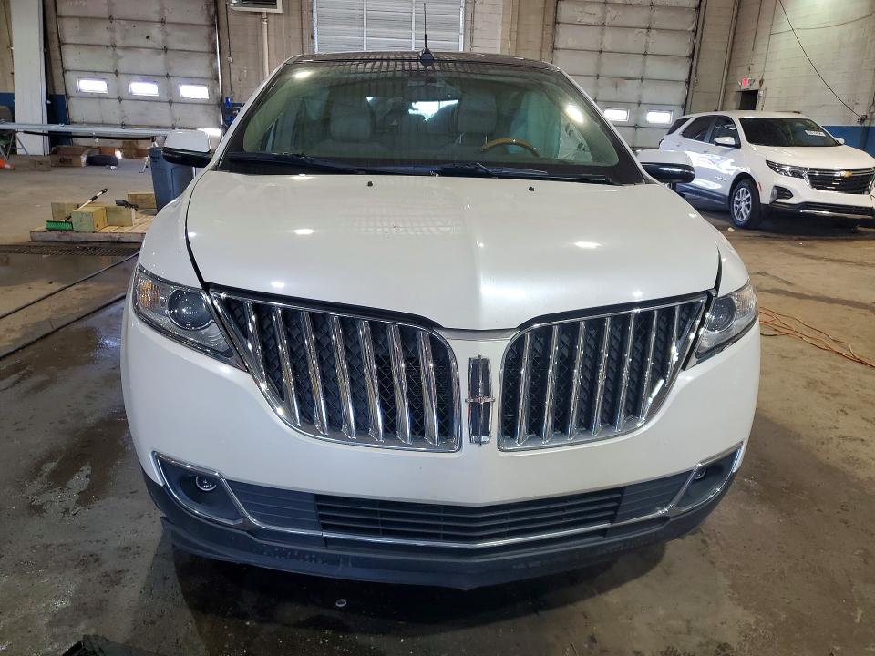 Продажа на аукционе авто 2013 Lincoln Mkx, vin: 2LMDJ8JK8DBL10348, номер лота: 55607826