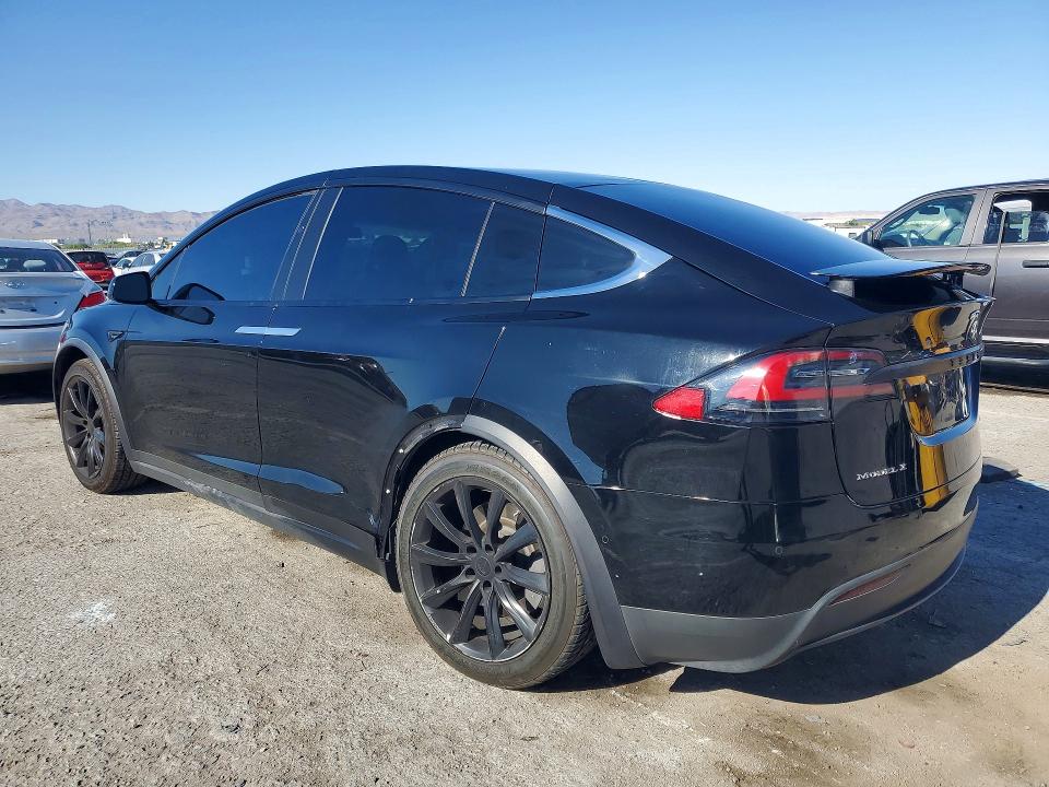2017 Tesla Model X მანქანა იყიდება აუქციონზე, vin: 5YJXCDE27HF070180, აუქციონის ნომერი: 54718646