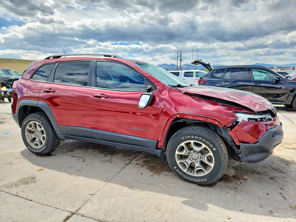 52535276 :رقم المزاد ، 1C4PJMBN3LD635173 vin ، 2020 Jeep Cherokee مزاد بيع