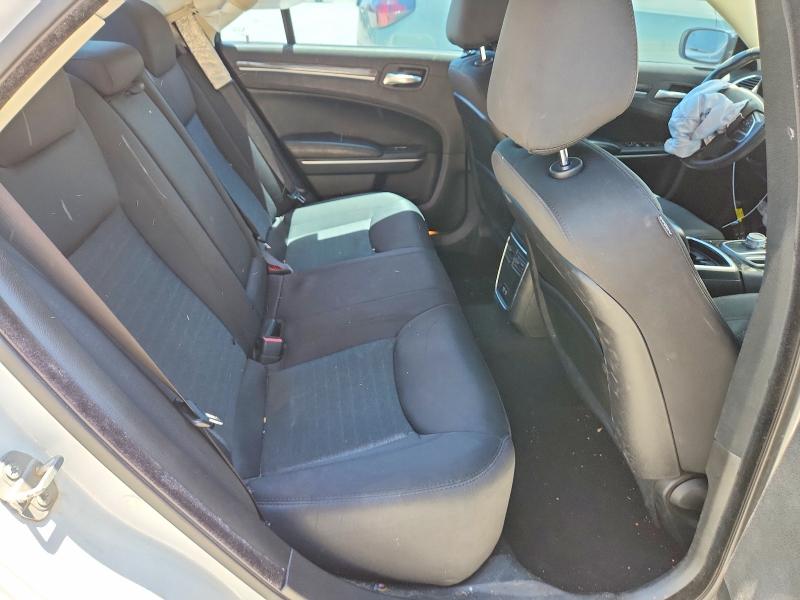 53585296 :رقم المزاد ، 2C3CCAAG7KH614147 vin ، 2019 Chrysler 300 مزاد بيع