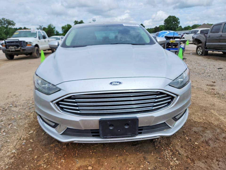 55096356 :رقم المزاد ، 3FA6P0HD3HR311923 vin ، 2017 Ford Fusion مزاد بيع