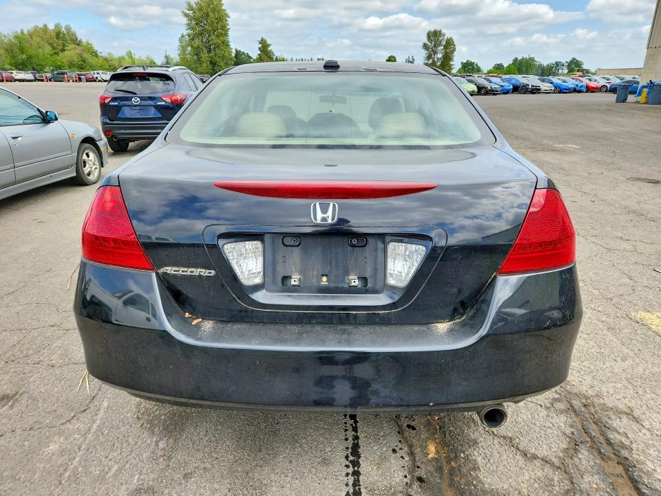 Продаж на аукціоні авто 2006 Honda Accord, vin: 1HGCM56816A174434, номер лоту: 52784376