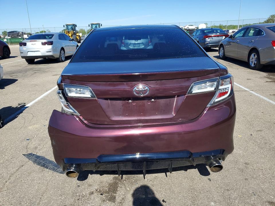 52338406 :رقم المزاد ، 4T1BF1FKXDU291140 vin ، 2013 Toyota Camry مزاد بيع