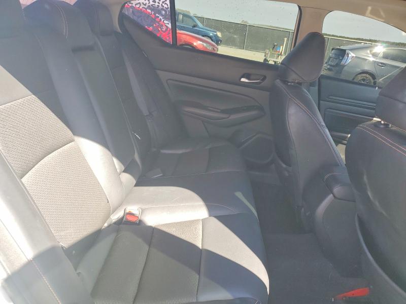 53370096 :رقم المزاد ، 1N4BL4CV0MN341038 vin ، 2021 Nissan Altima مزاد بيع