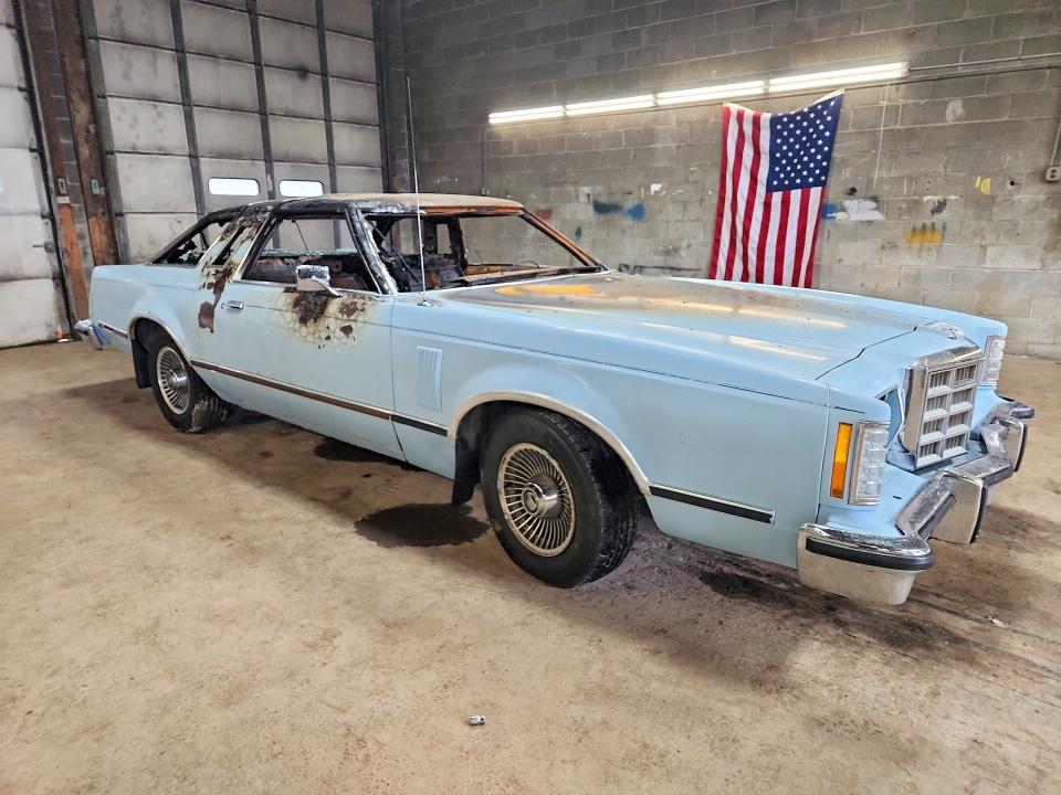 52568436 :رقم المزاد ، 9G87F292903 vin ، 1979 Ford Thundrbird مزاد بيع
