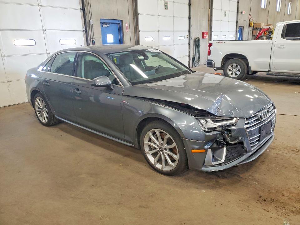 Aukcja sprzedaży 2019 Audi A4, vin: WAUFNAF47KA018310, numer aukcji: 55013916