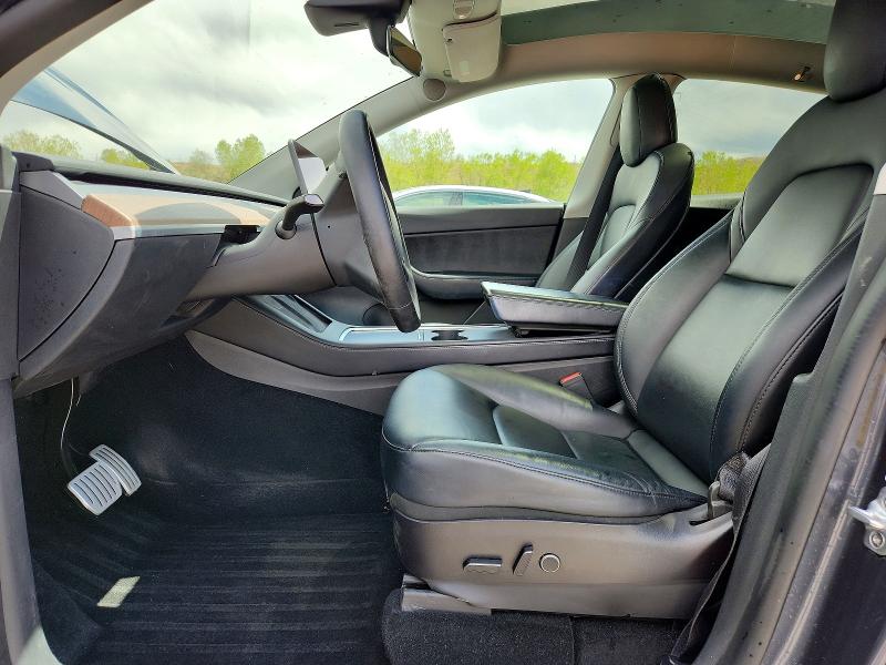 52342056 :رقم المزاد ، 7SAYGDEF9NF452401 vin ، 2022 Tesla Model Y مزاد بيع