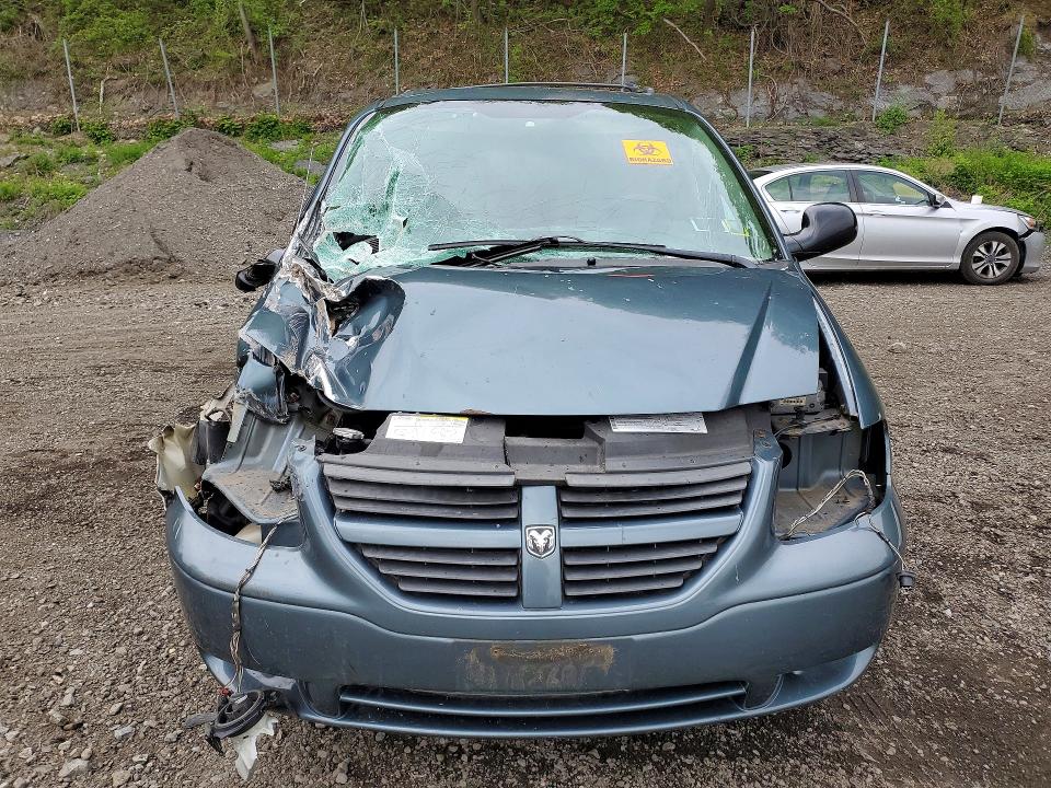 53137076 :رقم المزاد ، 1D4GP45R56B559424 vin ، 2006 Dodge Caravan مزاد بيع