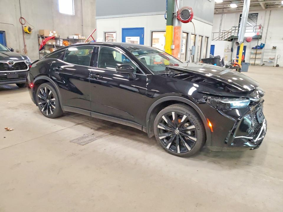 Продажа на аукционе авто 2023 Toyota Crown, vin: JTDAFAAF1P3001470, номер лота: 54479816