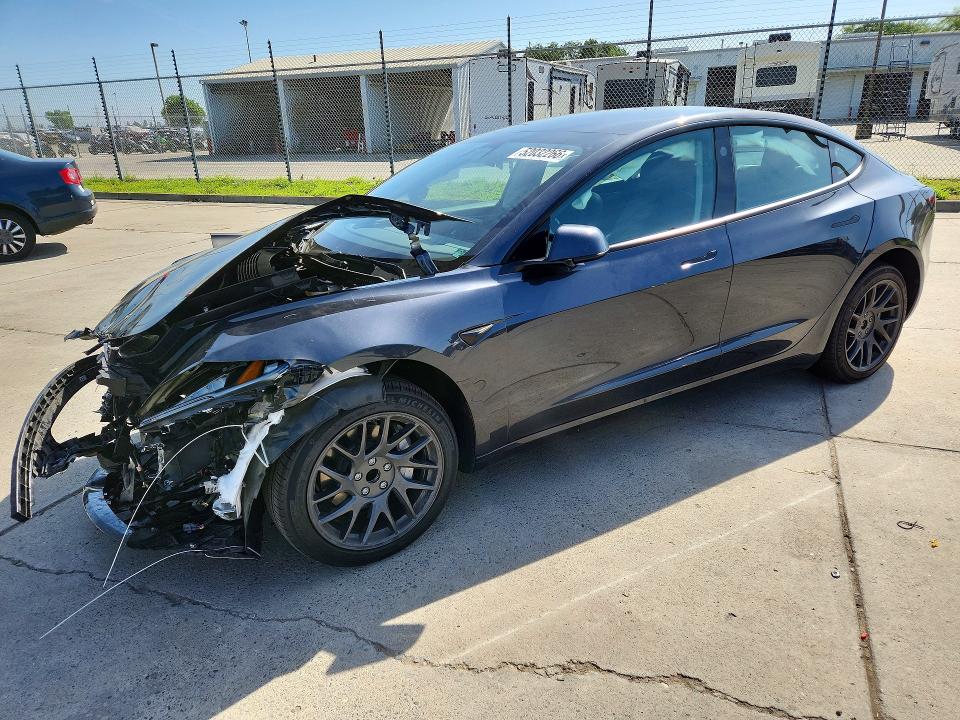 Продаж на аукціоні авто 2025 Tesla Model 3, vin: 5YJ3E1EAXSF908224, номер лоту: 52032266