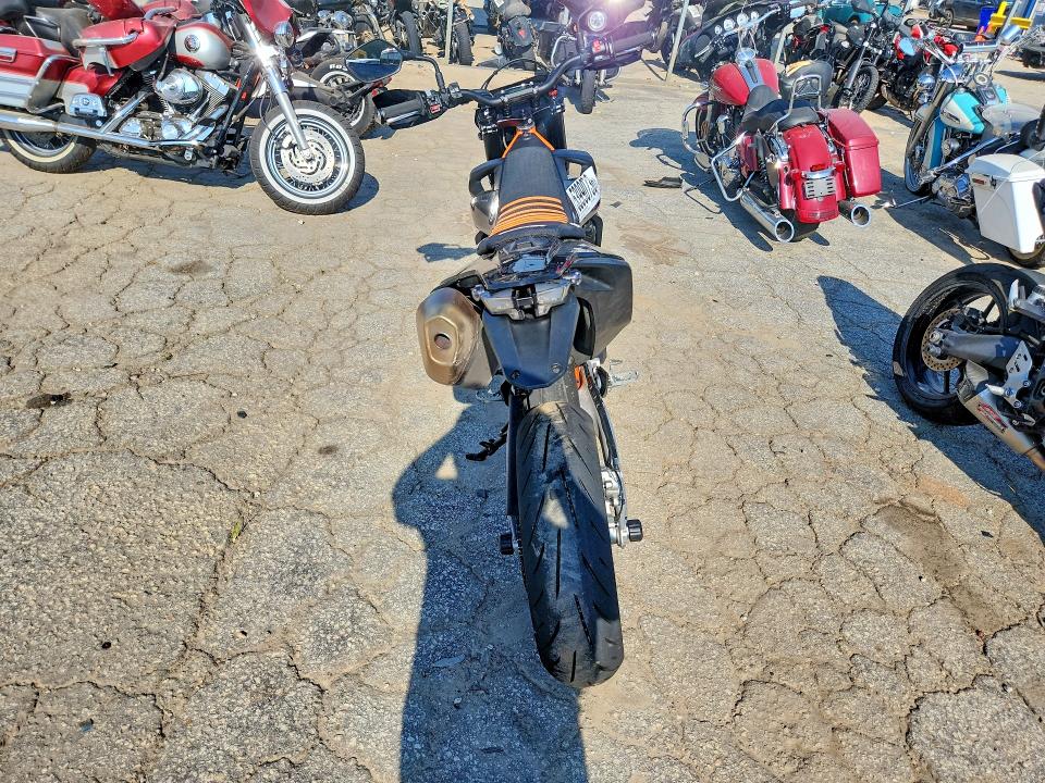 53990736 :رقم المزاد ، VBKLSV403RM762760 vin ، 2024 Ktm 690 مزاد بيع