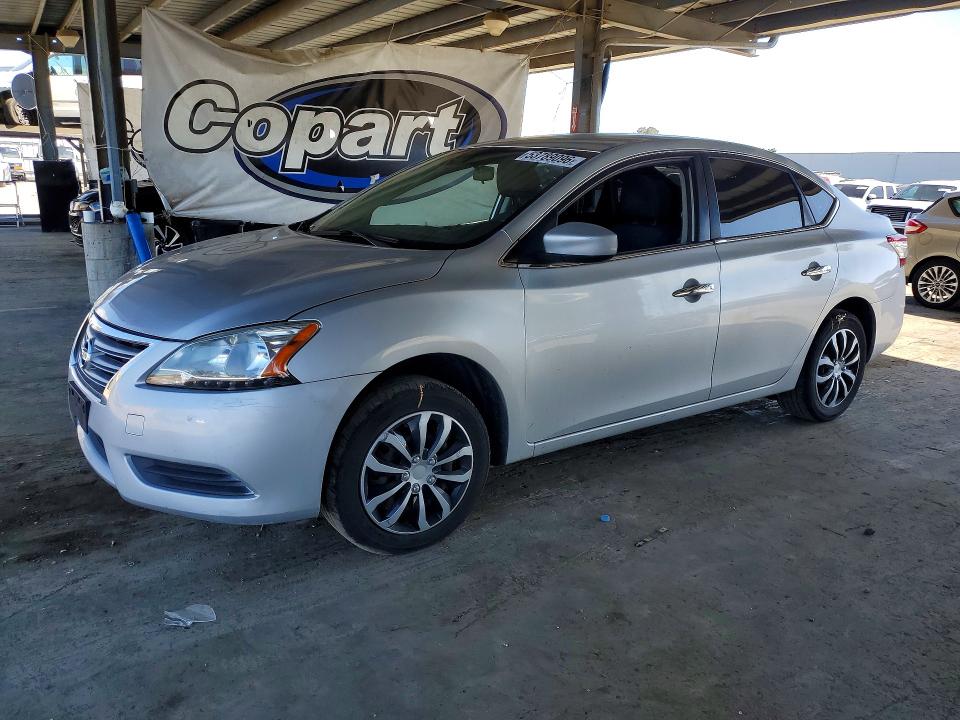 Продажа на аукционе авто 2015 Nissan Sentra, vin: 3N1AB7AP0FL667104, номер лота: 53789096