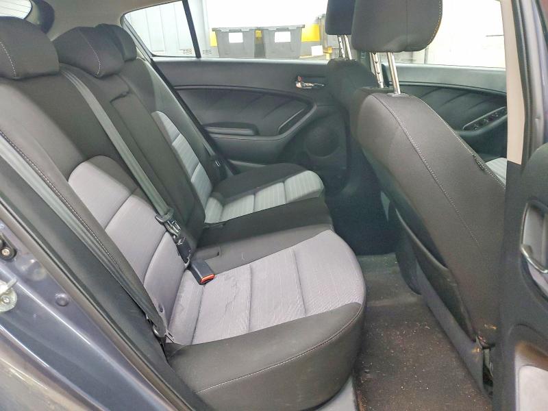 2015 Kia Forte მანქანა იყიდება აუქციონზე, vin: KNAFX5A84F5335309, აუქციონის ნომერი: 53194326