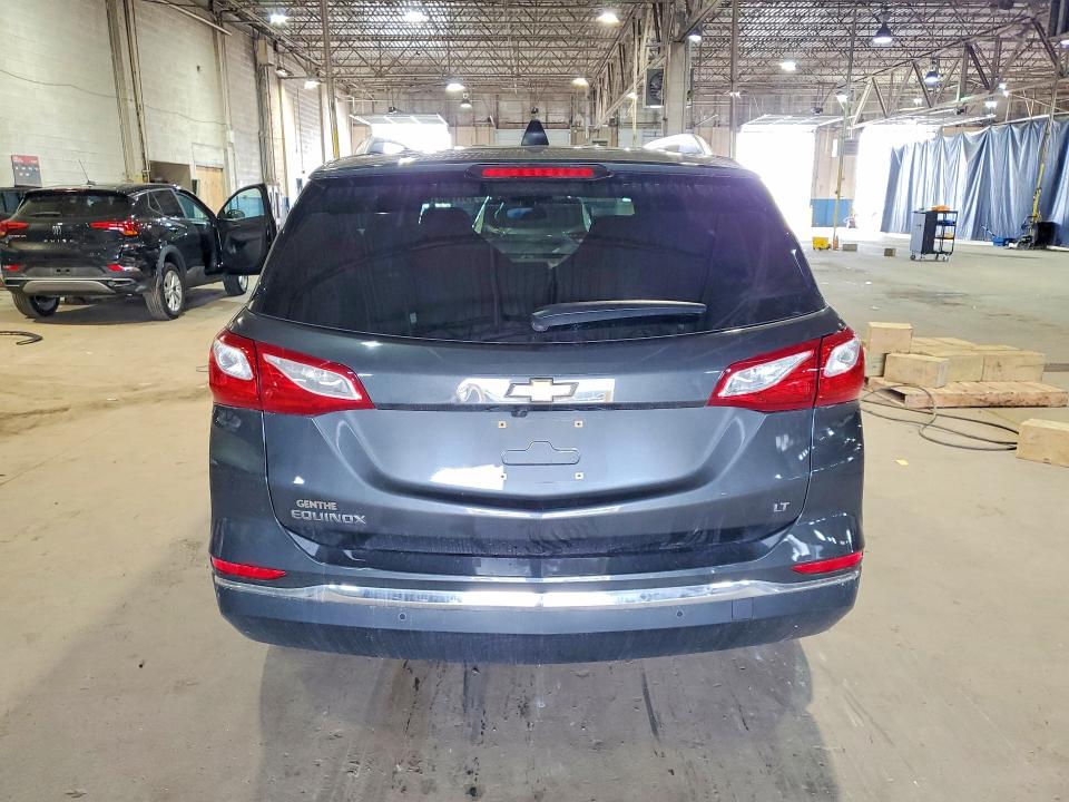 2018 Chevrolet Equinox მანქანა იყიდება აუქციონზე, vin: 2GNAXJEV7J6334908, აუქციონის ნომერი: 51786216