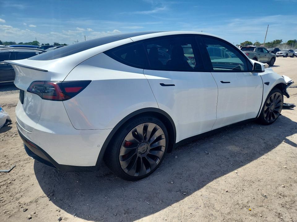 Продажа на аукционе авто 2022 Tesla Model Y, vin: 7SAYGDEF9NF361256, номер лота: 52526786