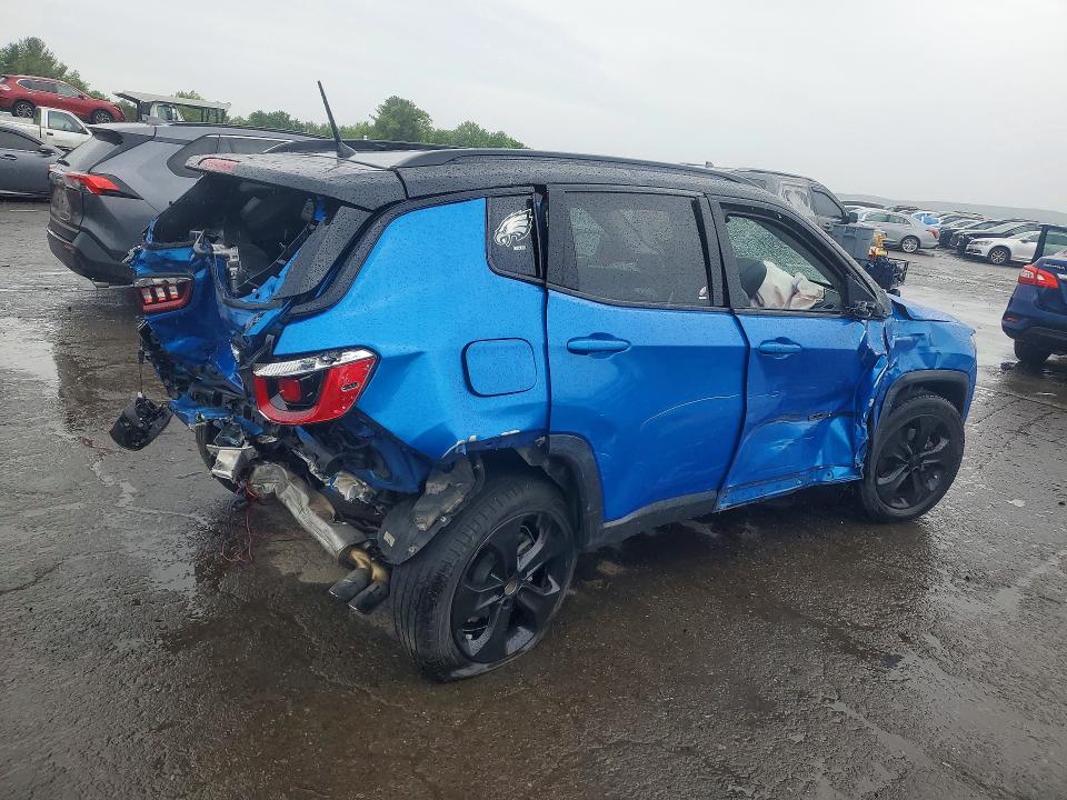 54630486 :رقم المزاد ، 3C4NJDBB4JT316062 vin ، 2018 Jeep Compass مزاد بيع
