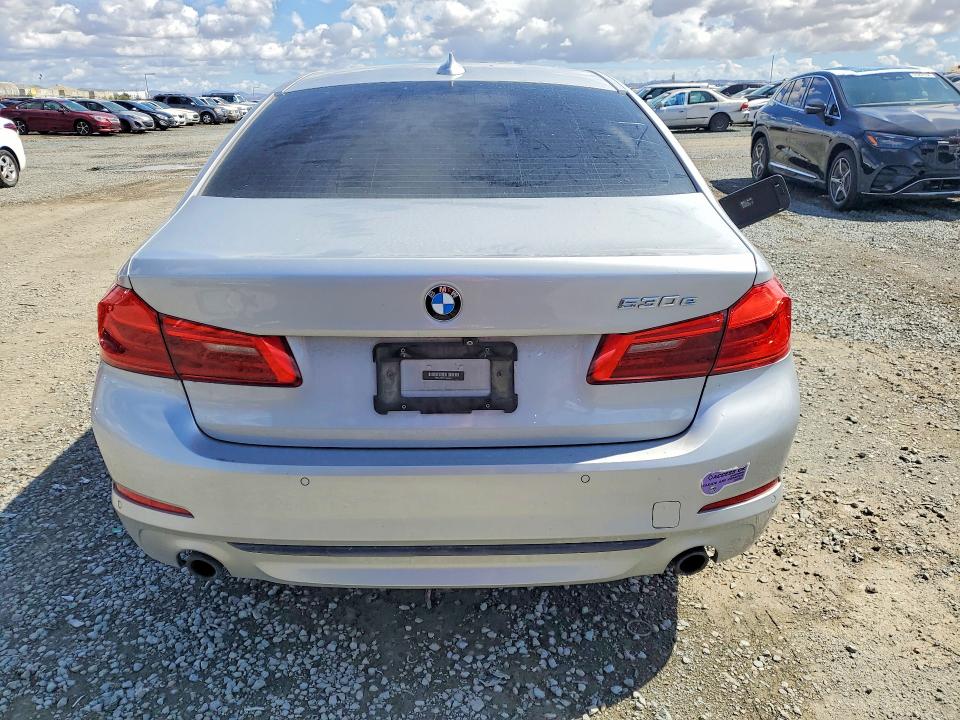 2019 Bmw 530e მანქანა იყიდება აუქციონზე, vin: WBAJA9C57KB254371, აუქციონის ნომერი: 51758086
