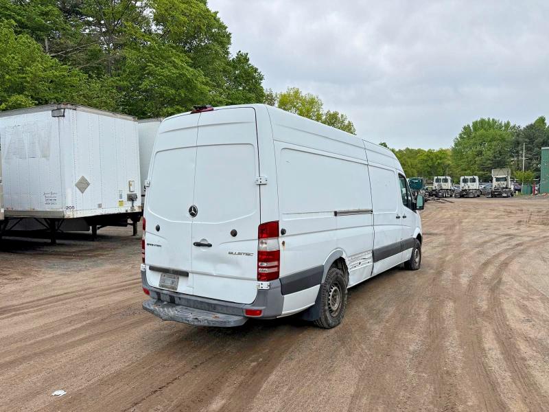 Продажа на аукционе авто 2015 Mercedes-benz Sprinter, vin: WD3PE8DC0FP144872, номер лота: 53971096