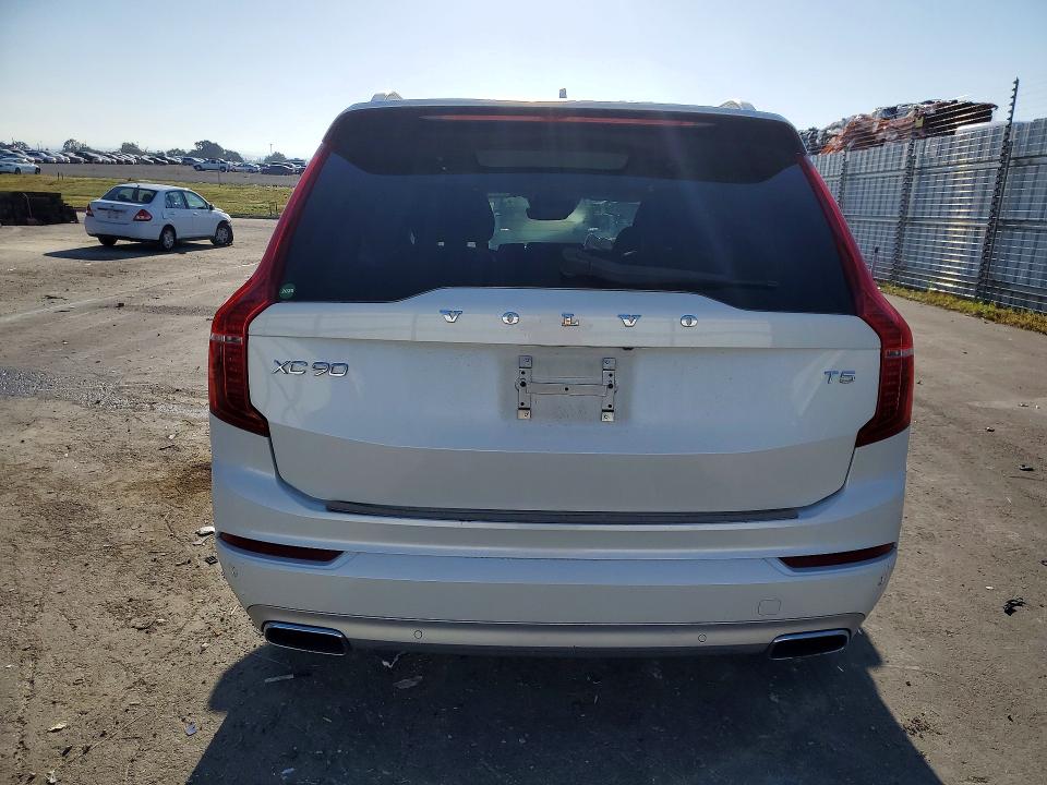 52668326 :رقم المزاد ، YV4102KK0H1133469 vin ، 2017 Volvo Xc90 مزاد بيع