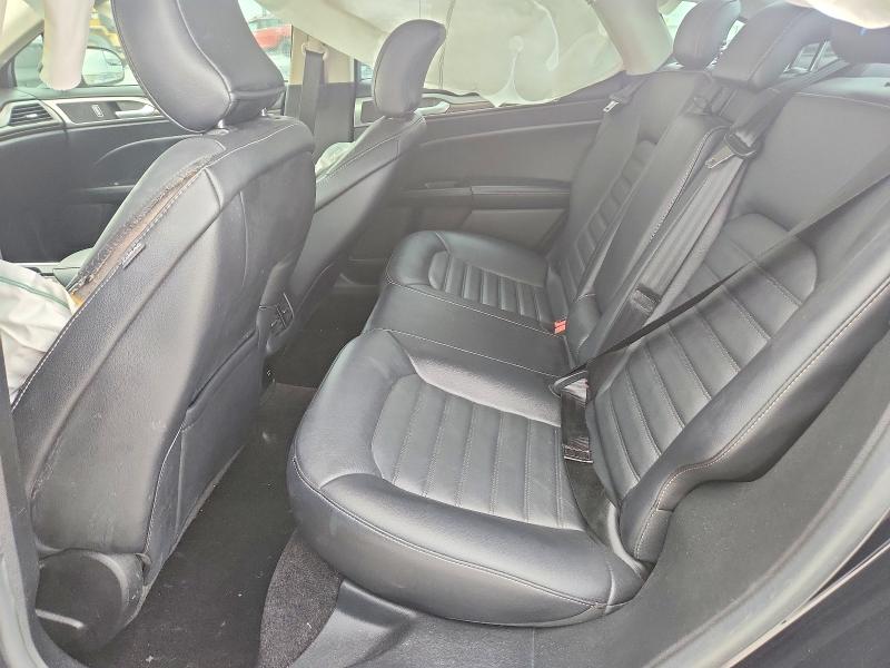 52428406 :رقم المزاد ، 3FA6P0LU0HR266866 vin ، 2017 Ford Fusion مزاد بيع