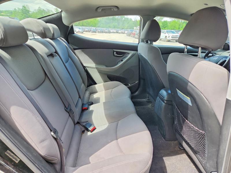 53926676 :رقم المزاد ، KMHDH4AE9FU235750 vin ، 2015 Hyundai Elantra مزاد بيع
