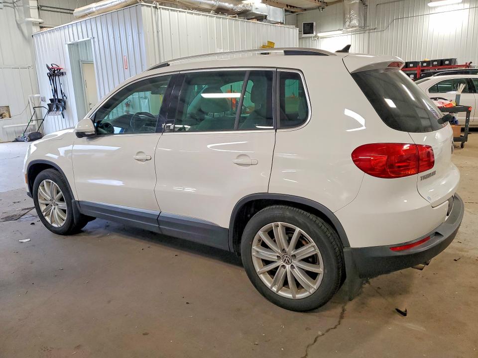 53888036 :رقم المزاد ، WVGBV3AX5DW587169 vin ، 2013 Volkswagen Tiguan مزاد بيع