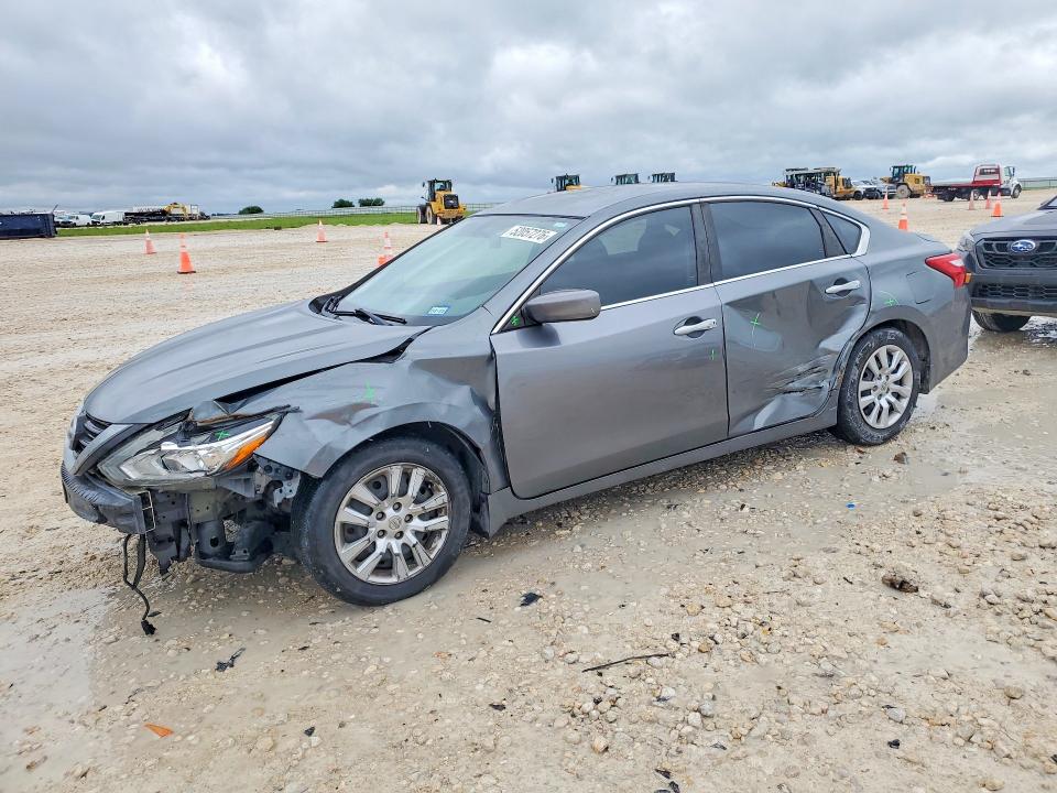 52057276 :رقم المزاد ، 1N4AL3AP8HN335889 vin ، 2017 Nissan Altima مزاد بيع