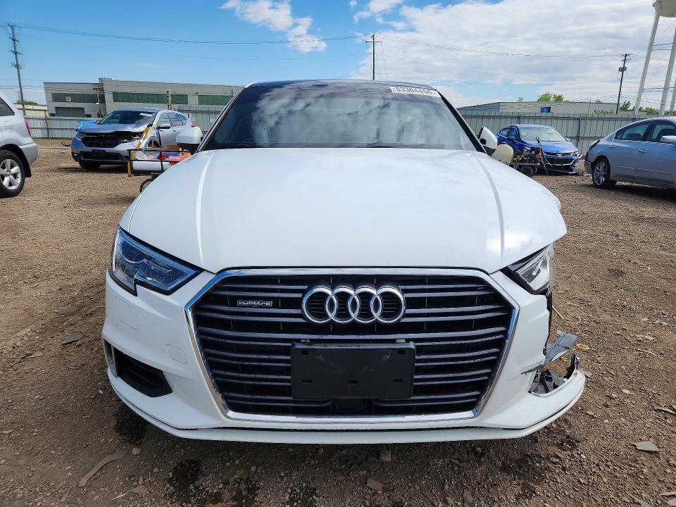 53304466 :رقم المزاد ، WAUBEGFFXKA081307 vin ، 2019 Audi A3 مزاد بيع