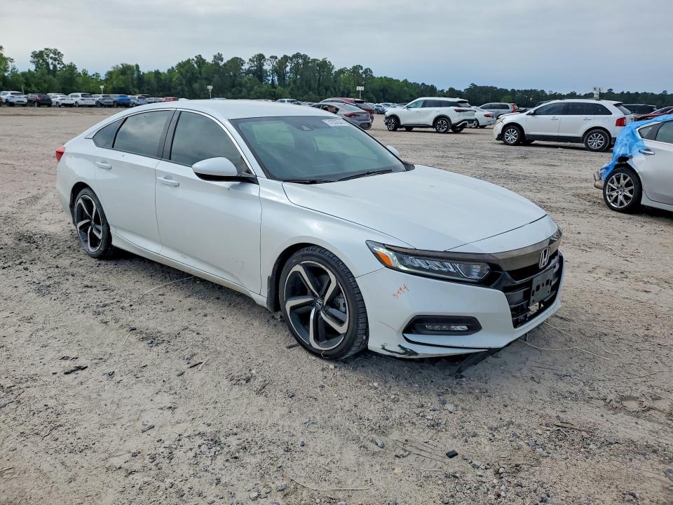 51032546 :رقم المزاد ، 1HGCV1F38LA044012 vin ، 2020 Honda Accord مزاد بيع