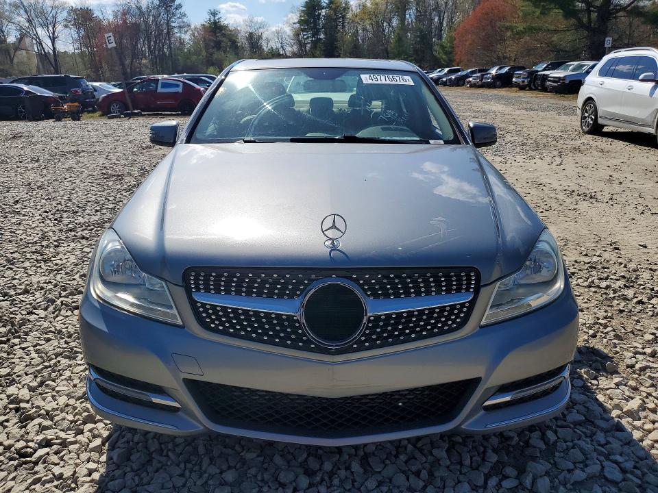 Продажа на аукционе авто 2014 Mercedes-benz C, vin: WDDGF4HB7ER305899, номер лота: 49776676
