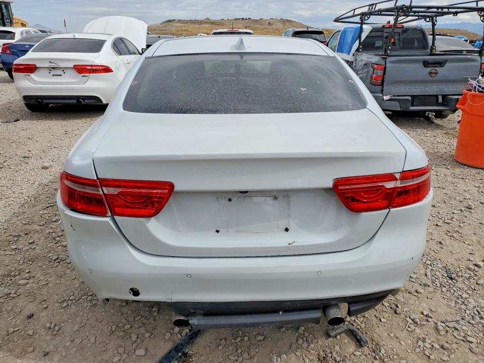 Продажа на аукционе авто 2017 Jaguar Xe, vin: SAJAN4BV8HA946649, номер лота: 54182526