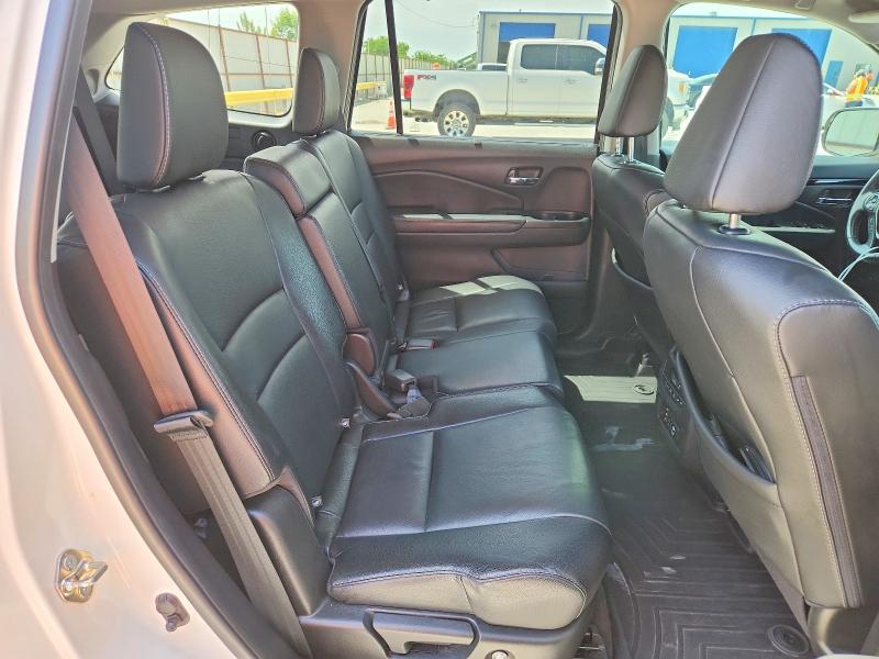 Продажа на аукционе авто 2018 Honda Pilot, vin: 5FNYF5H98JB013552, номер лота: 52576126