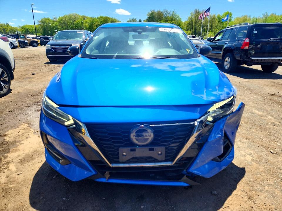 53058456 :رقم المزاد ، 3N1AB8DV5NY313001 vin ، 2022 Nissan Sentra مزاد بيع