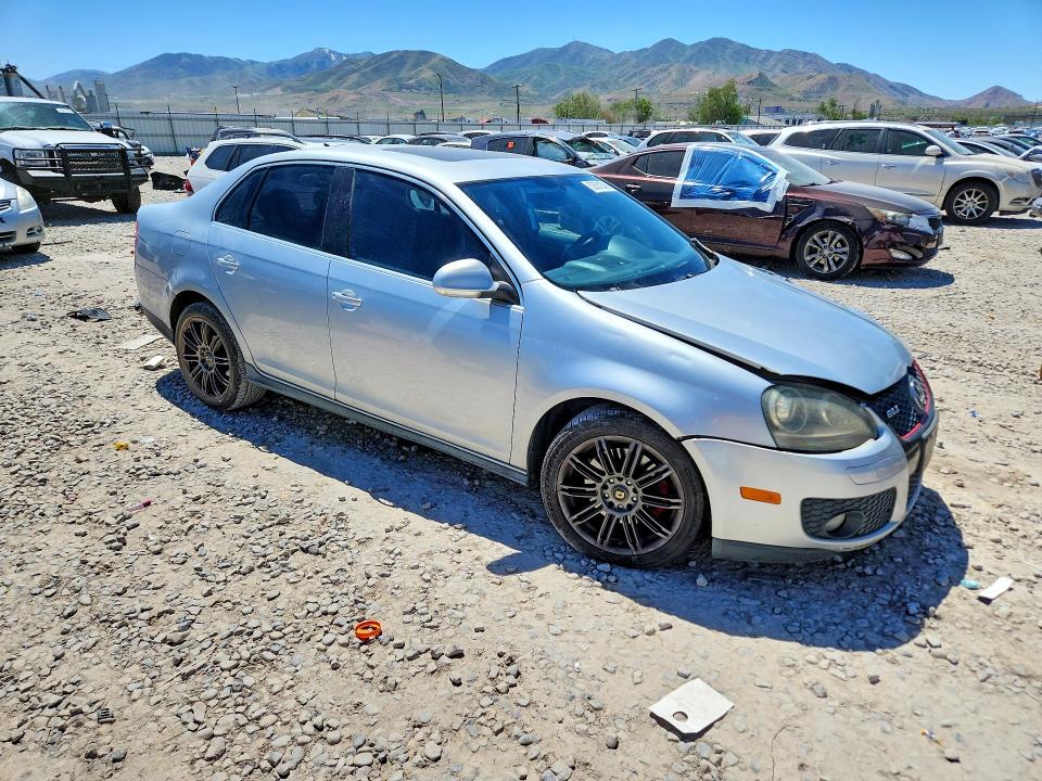 Продажа на аукционе авто 2006 Volkswagen Jetta, vin: 3VWXJ71KX6M657881, номер лота: 53581346