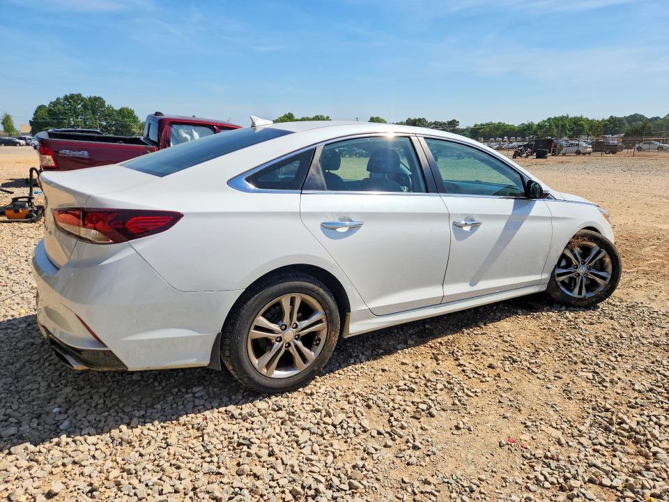 52246706 :رقم المزاد ، 5NPE34AF2JH687137 vin ، 2018 Hyundai Sonata مزاد بيع